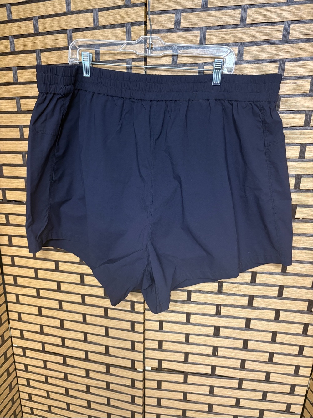 Universal Standard Black Shorts Size Large (3X)
